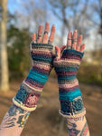 Daydreamer Crochet Gloves Pattern