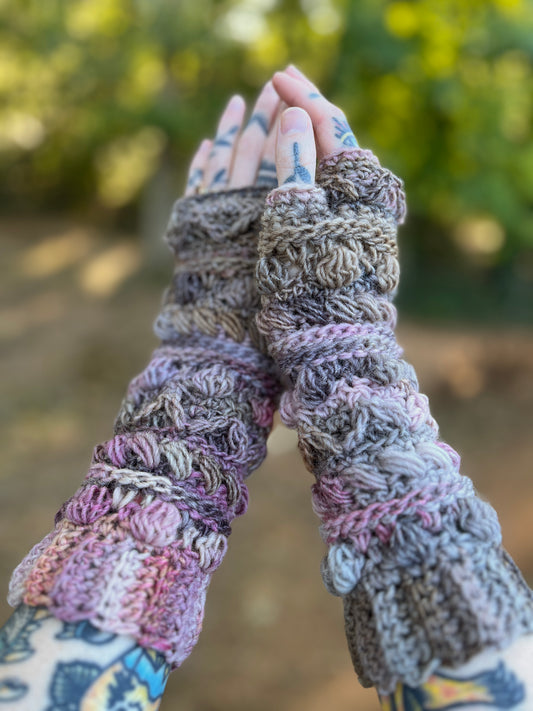 Radiant Fable Gloves